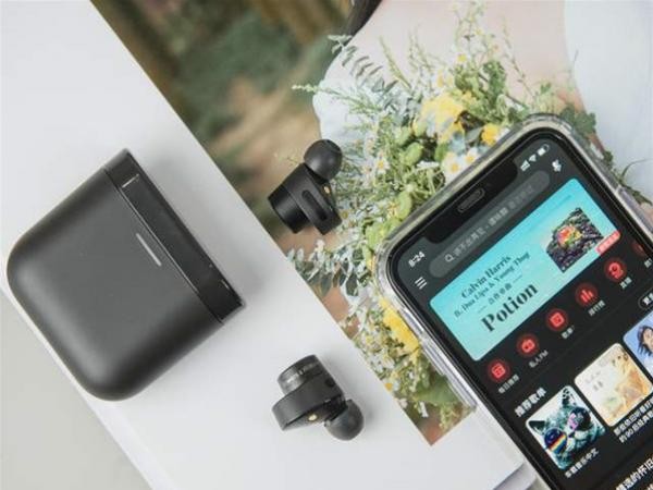 宝华韦健pi5评测:给大家带来顶级音质感受_东方软件站